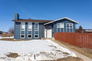 Main Photo: 5304 56 Street: Lacombe Detached for sale : MLS®# A2038676