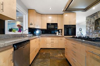 Photo 10: 2245 Amity Dr in North Saanich: NS Bazan Bay House for sale : MLS®# 887109