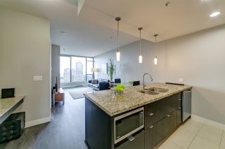 Photo 3: 2201 7088 18TH Avenue in Burnaby: Edmonds BE Condo for sale in "Park 360 by Cressey" (Burnaby East)  : MLS®# R2555087