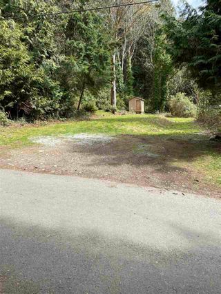Photo 1: LOT 13 METCALFE Road: Roberts Creek Land for sale (Sunshine Coast)  : MLS®# R2560240