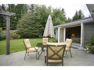 Photo 10: 4227 LIONS Ave in North Vancouver: Home for sale : MLS®# V860049