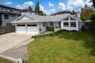 Photo 2: 24907 SMITH Avenue in Maple Ridge: Websters Corners House for sale : MLS®# R2781474