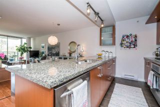 Photo 11: 306 1650 W 7TH Avenue in Vancouver: Fairview VW Condo for sale in "THE VIRTU" (Vancouver West)  : MLS®# R2266835
