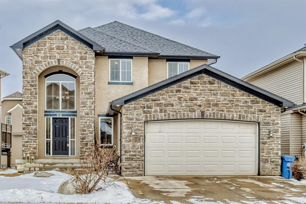 Main Photo: 66 COUGARSTONE Crescent SW in Calgary: Cougar Ridge Detached for sale : MLS®# A2020530
