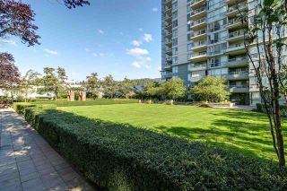 Photo 14: 901-235 Guildford Way in Port Moody: Condo for sale : MLS®# R2211651