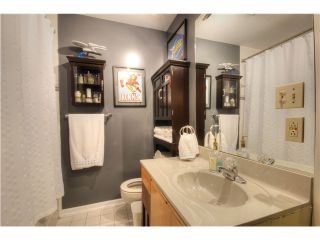 Photo 10: 11 704 W 7TH Avenue in Vancouver: Fairview VW Townhouse for sale in "HEATHER PARK" (Vancouver West)  : MLS®# V1063948