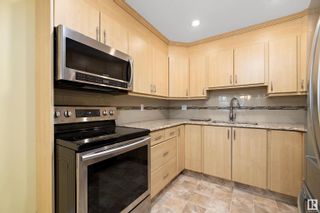 Photo 5: 11039 131 Street in Edmonton: Zone 07 House Half Duplex for sale : MLS®# E4384858