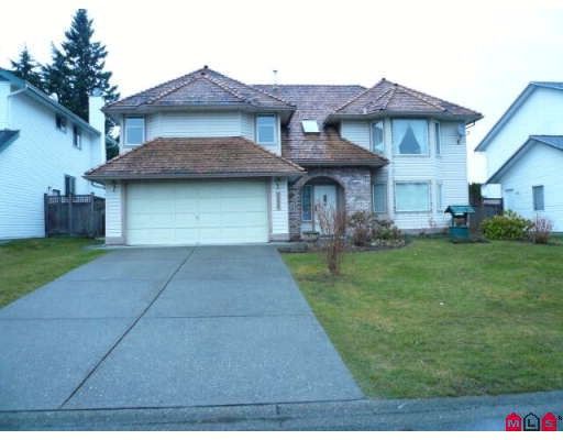 Main Photo: 15263 93A Avenue in Surrey: Fleetwood Tynehead House for sale : MLS®# F2904443