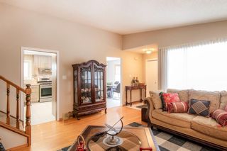 Photo 4: 559 Templeby Place NE in Calgary: Temple Detached for sale : MLS®# A1189461