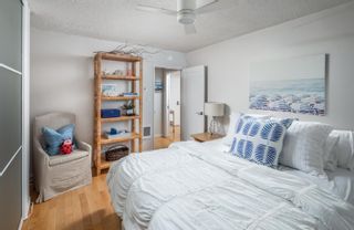 Photo 12: LA JOLLA Condo for sale : 1 bedrooms : 245 Coast Blvd #D2