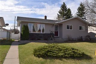 Main Photo: 10 Freemont Close: Red Deer Detached for sale : MLS®# A2121021