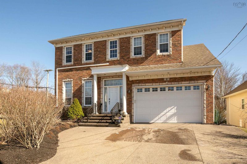 FEATURED LISTING: 6 Edgewater Close Dartmouth