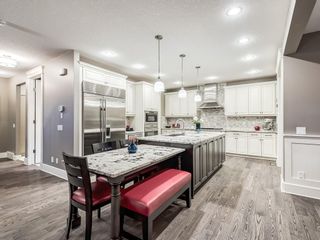 Photo 5: 22 CRESTRIDGE Mews SW in Calgary: Crestmont Detached for sale : MLS®# A1037467