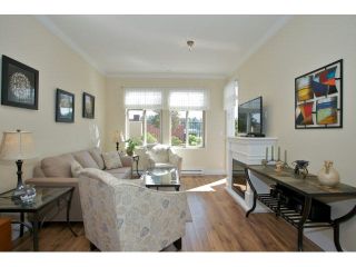 Photo 4: 102 2632 PAULINE Street in Abbotsford: Central Abbotsford Condo for sale in "Yale Crossing" : MLS®# F1450210