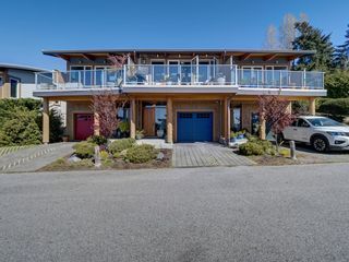 Photo 2: 6492 WILDFLOWER Place in Sechelt: Sechelt District Townhouse for sale in "WAKEFIELD WAVE 2" (Sunshine Coast)  : MLS®# R2676342