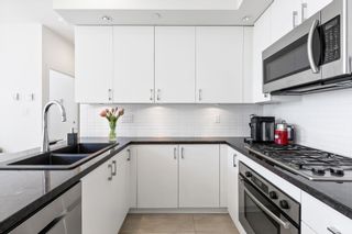 Photo 17: 1307 1050 SMITHE Street in Vancouver: West End VW Condo for sale in "THE STERLING" (Vancouver West)  : MLS®# R2867851