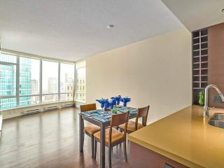 Photo 8: 2702 833 HOMER Street in Vancouver: Downtown VW Condo for sale in "ATELIER" (Vancouver West)  : MLS®# R2195934