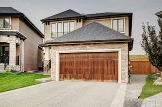 Photo 1: 126 Ascot Crescent SW in Calgary: Aspen Woods Detached for sale : MLS®# A1257828