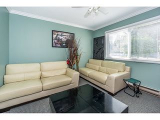 Photo 6: 12477 77A Avenue in Surrey: West Newton House for sale in "Strawberry Hill" : MLS®# R2206395