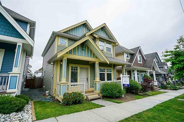 Main Photo: 6686 192 Street in Surrey: House for sale : MLS®# R2268428