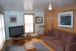 Photo 3: 9945 Highway 221 in Habitant: 404-Kings County Residential for sale (Annapolis Valley)  : MLS®# 202007074
