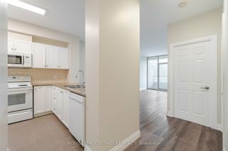 Photo 12: 203 3504 Hurontario Street in Mississauga: City Centre Condo for lease : MLS®# W8060066