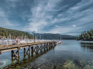 Photo 24: 316 4323 GALLANT Avenue in North Vancouver: Deep Cove Condo for sale in "Coveside" : MLS®# R2764223