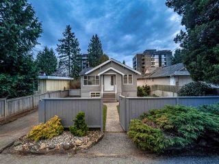 Photo 2: 1472 FULTON Avenue in West Vancouver: Ambleside House for sale : MLS®# R2499022