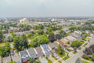 Photo 32: 39 Eagleview Crescent in Toronto: Steeles House (2-Storey) for sale (Toronto E05)  : MLS®# E8320720