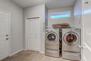 Photo 15: 65 Cresthaven Rise SW in Calgary: Crestmont Detached for sale : MLS®# A1159735