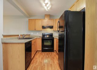 Photo 12: 16317 55A Street in Edmonton: Zone 03 House Half Duplex for sale : MLS®# E4384065