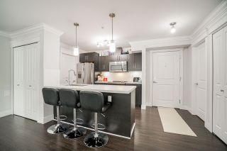 Photo 2: 201 2268 SHAUGHNESSY Street in Port Coquitlam: Central Pt Coquitlam Condo for sale in "UPTOWN POINT" : MLS®# R2485600