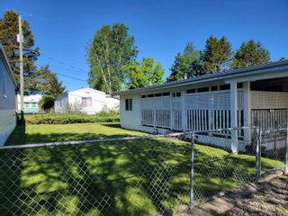 Photo 36: 5 2401 LARCH Avenue in Quesnel: Quesnel - Town Manufactured Home for sale in "Larch Avenue Mobile Home Park" : MLS®# R2758939
