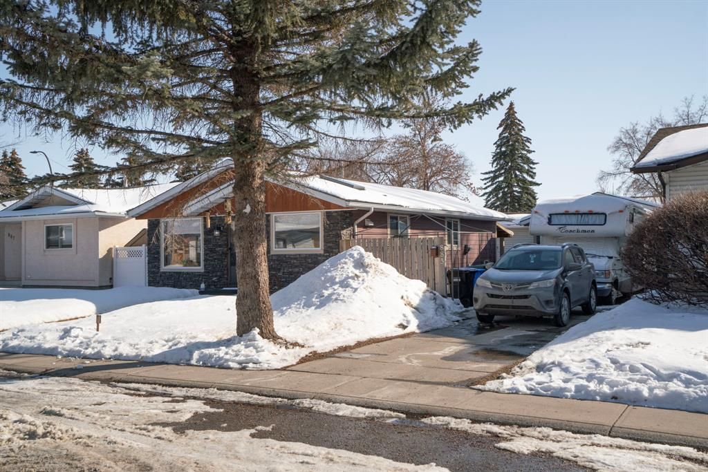 Main Photo: 883 Lysander Drive SE in Calgary: Ogden Detached for sale : MLS®# A2030514