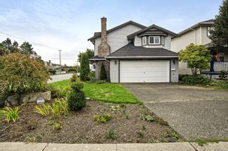 Photo 3: 15598 ROPER AVENUE in South Surrey White Rock: Home for sale : MLS®# R2003689