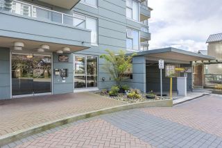 Photo 5: 1303 235 GUILDFORD Way in Port Moody: North Shore Pt Moody Condo for sale in "THE SINCLAIR" : MLS®# R2157803