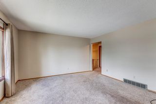 Photo 5: 933 38 Street SW in Calgary: Rosscarrock Full Duplex for sale : MLS®# A1252373