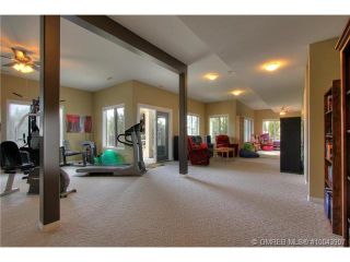 Photo 14: 2249 Lillooet Crescent in Kelowna: Other for sale : MLS®# 10043907