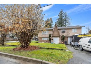 Photo 2: 3609 ST. THOMAS Street in Port Coquitlam: Lincoln Park PQ House for sale : MLS®# R2651131