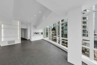 Photo 3: 302 1111 MARINASIDE Crescent in Vancouver: Yaletown Condo for sale in "AQUARIUS" (Vancouver West)  : MLS®# R2684734