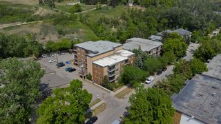 Photo 1: 206 728 3 Avenue NW in Calgary: Sunnyside Apartment for sale : MLS®# A2054337