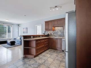 Photo 9: 601 8000 WENTWORTH Drive SW in Calgary: West Springs Row/Townhouse for sale : MLS®# C4300178