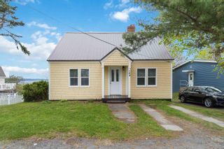 Photo 1: 144 King Street in Digby: Digby County Residential for sale (Annapolis Valley)  : MLS®# 202210991
