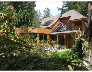 Photo 1: 114 LARSON Road in Gibsons: Gibsons &amp; Area House for sale (Sunshine Coast)  : MLS®# V715549