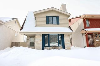 Photo 1: 122 Novavista Drive in Winnipeg: Dakota Crossing Residential for sale (2E)  : MLS®# 202205078