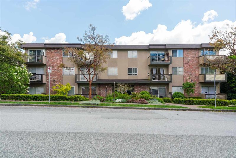 FEATURED LISTING: 204 - 610 THIRD Avenue New Westminster