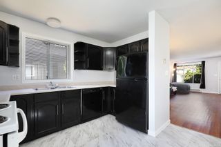 Photo 5: B 2052 1st St in Courtenay: CV Courtenay City Half Duplex for sale (Comox Valley)  : MLS®# 883984