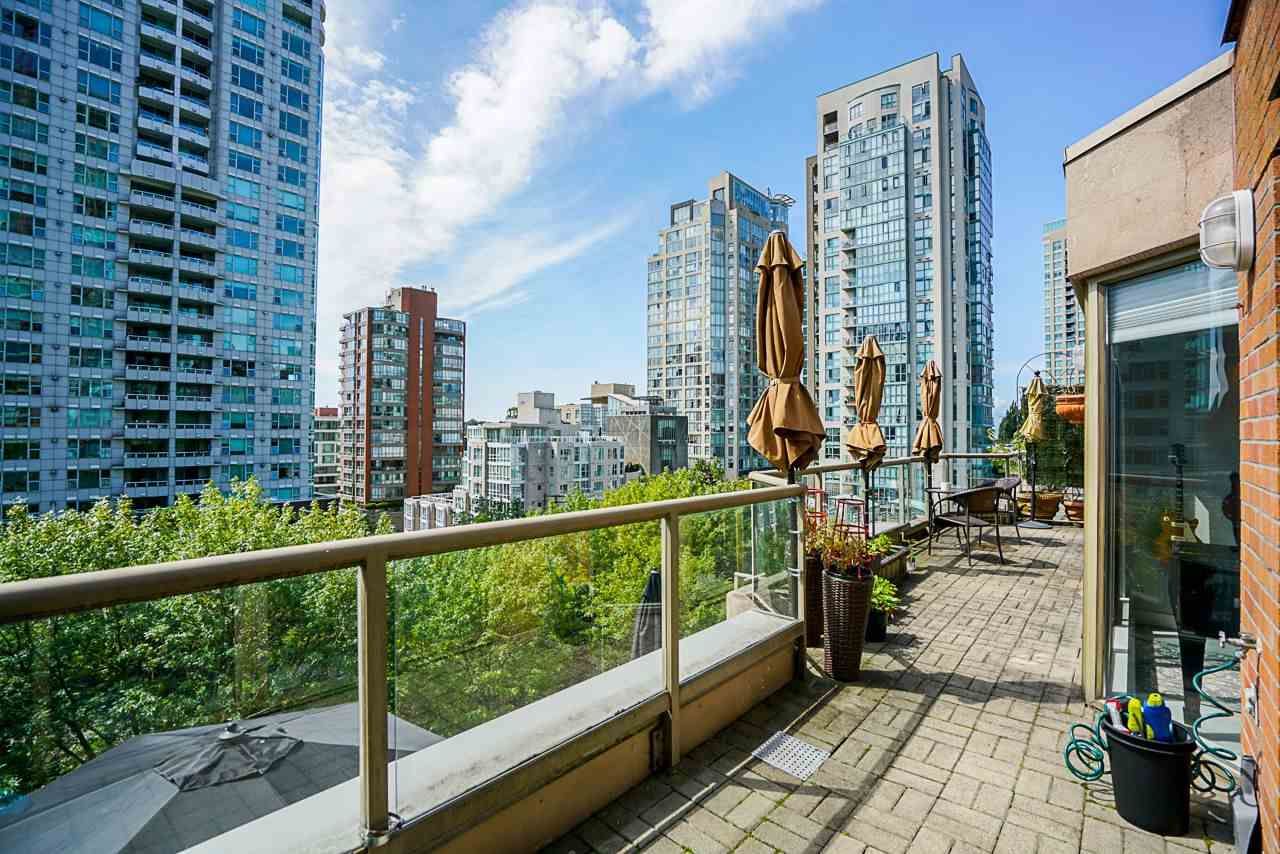 Main Photo: 602 1488 HORNBY Street in Vancouver: Yaletown Condo for sale in "Pacific Promenade" (Vancouver West)  : MLS®# R2500207
