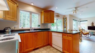 Photo 11: 1006 REGENCY Place in Squamish: Garibaldi Estates House for sale : MLS®# R2595112