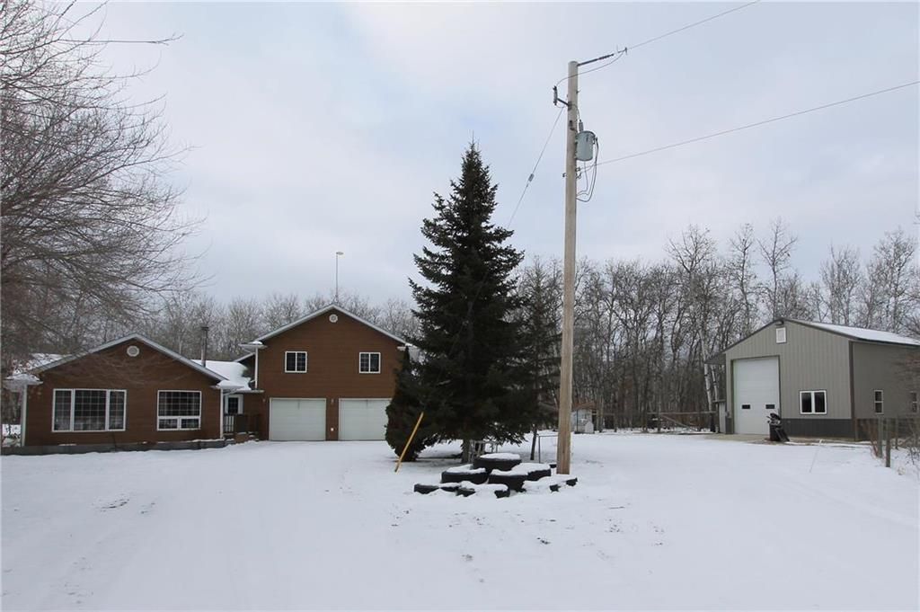 Main Photo: 21078 30 Road East in Grunthal: R16 Residential for sale : MLS®# 202224243